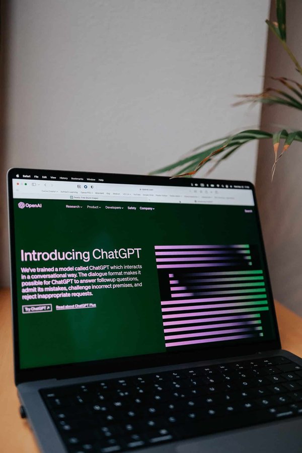 ChatGPT 4 et le langage humain : une expérience conversationnelle révolutionnaire